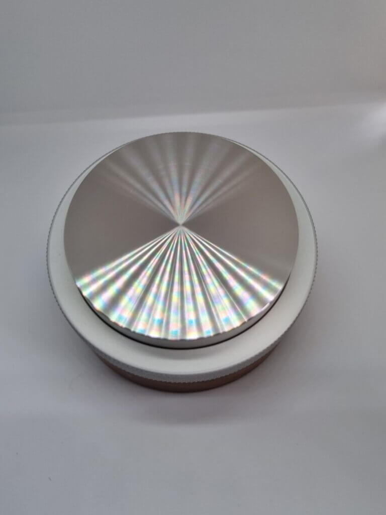 Hauck Tamper Competition-Line V5 – Seitenansicht von Base und Nussbaumgriff