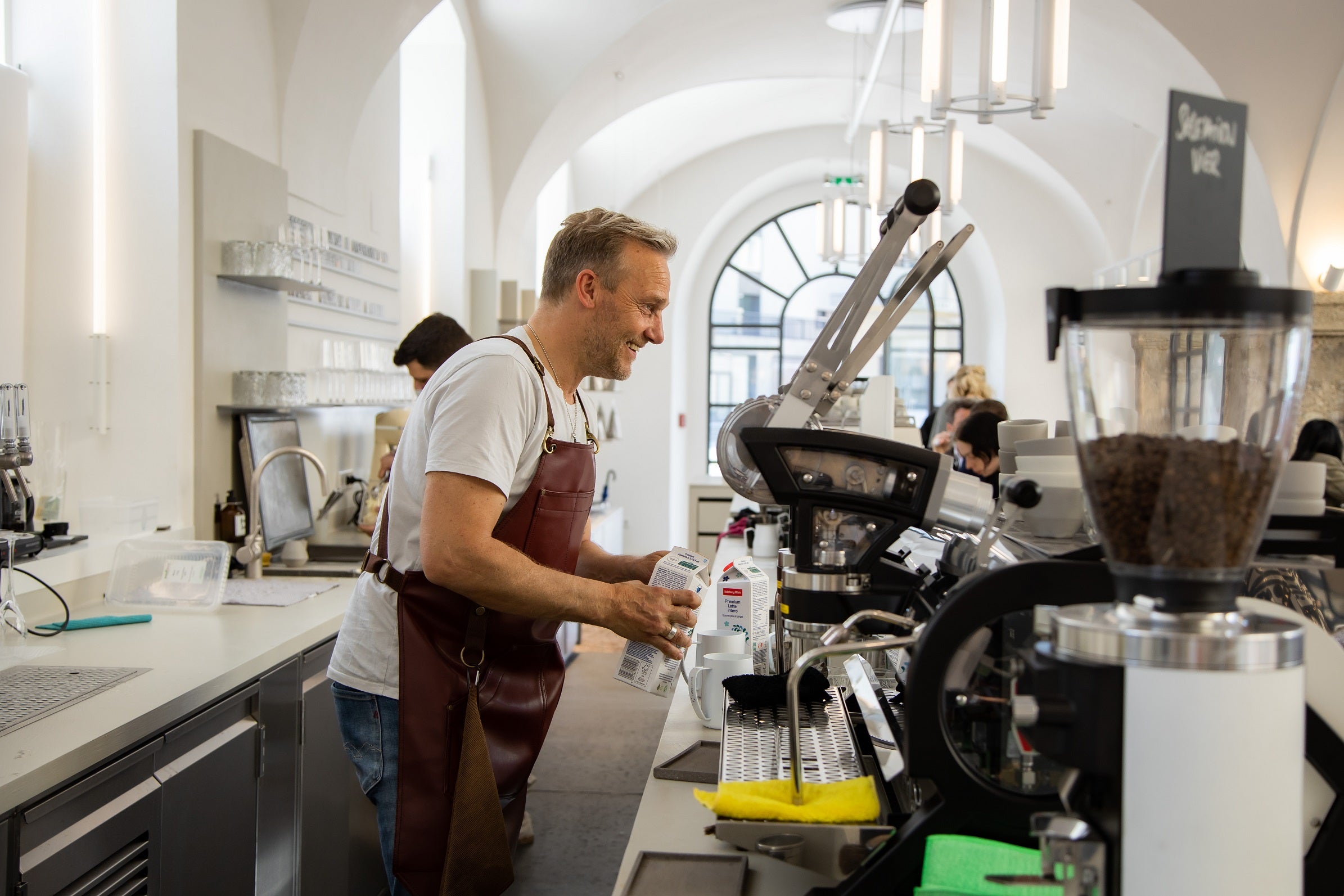 slider image 1621243260e1af0c20-0